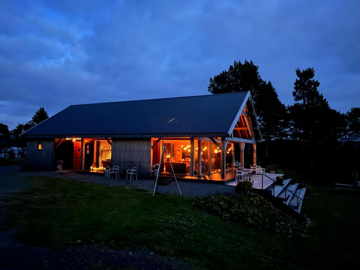 Tustna Ladestasjon Villa Hals Exterior photo
